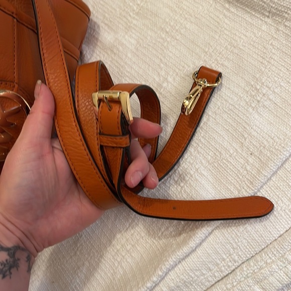 MICHAEL KORS-Margo satchel in burnt orange - NWT - Picture 9 of 14